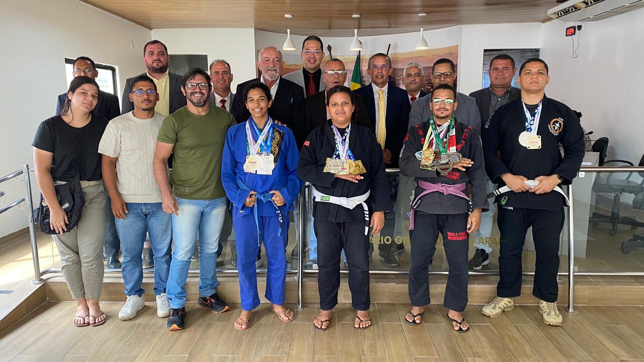 Câmara de Vereadores de Matriz de Camaragibe realiza 12ª Sessão Ordinária