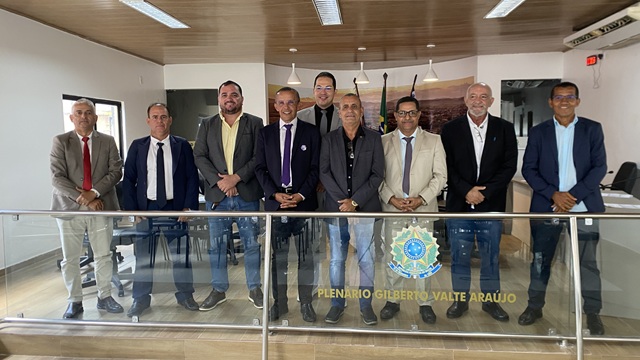 Câmara de Matriz de Camaragibe retoma sessões do 2º semestre com projeto da Educação e demandas municipais